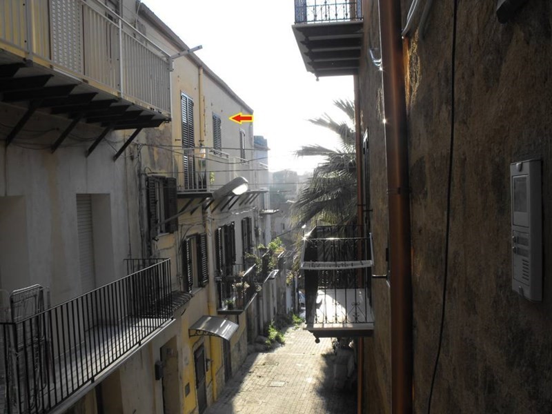 Quadrilocale in Vendita a Porto Empedocle, zona Via Santa Croce . 14, 30'000€, 80 m²