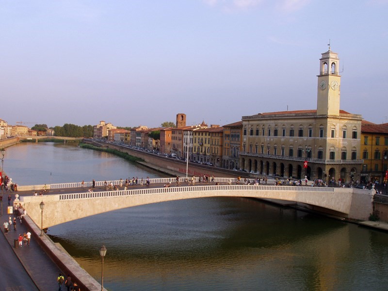 Attività commerciale in Vendita a Pisa, zona Ponte di Mezzo, 55'000€, 40 m², arredato