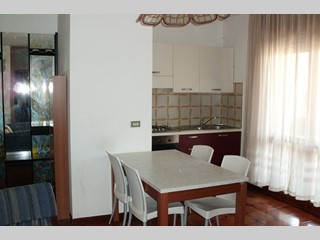 Bilocale in Vendita a Pordenone, zona Fronte Fiera di Pordenone, 68'000€, 56 m², arredato