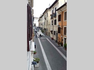 Trilocale in Affitto a Castel Gandolfo, zona CENTRO, 770€, 80 m²