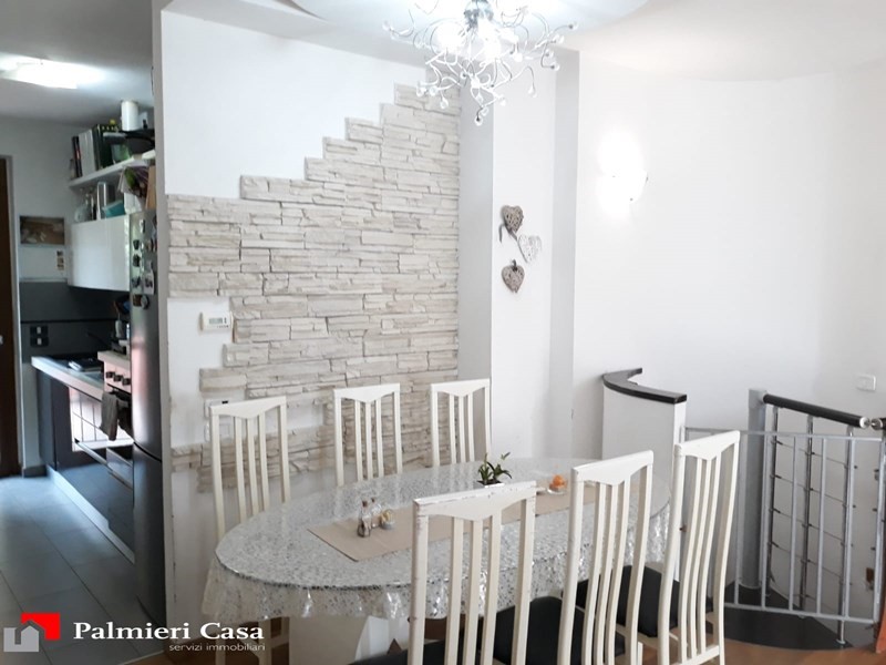 Quadrilocale in Vendita a Pesaro, zona case bruciate, 189'000€, 105 m²
