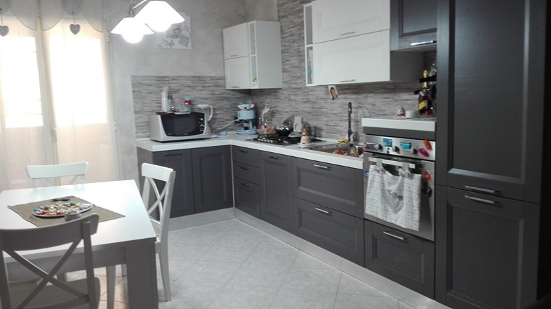 Appartamento in Vendita a Fiumefreddo di Sicilia, zona Centro, 134&euro;, 95 m²