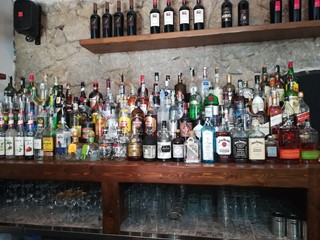 Attività commerciale in Vendita a Pozzuoli, zona Porto, 55'000€, 60 m²