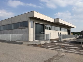Capannone in Vendita a Carpenedolo, zona Eurospin, 260'000€, 410 m²