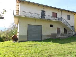 Appartamento in Vendita a Casalincontrada, zona via maiella55, 100'000€, 140 m², arredato