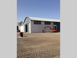 Capannone in Vendita a Montesano sulla Marcellana, 750'000€, 900 m²