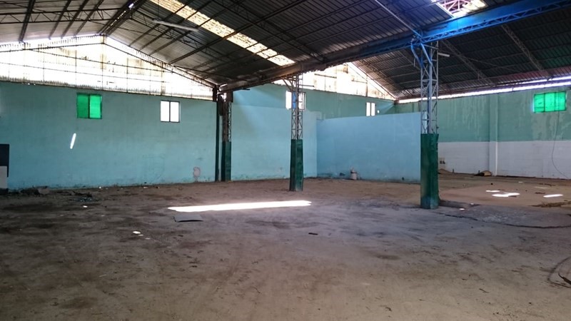 Capannone in Affitto a Sant'Antonio Abate, 2'500€, 2200 m²