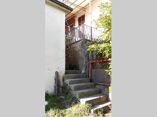 Rustico in Vendita a Tresana, zona Catizzola, 220 m²