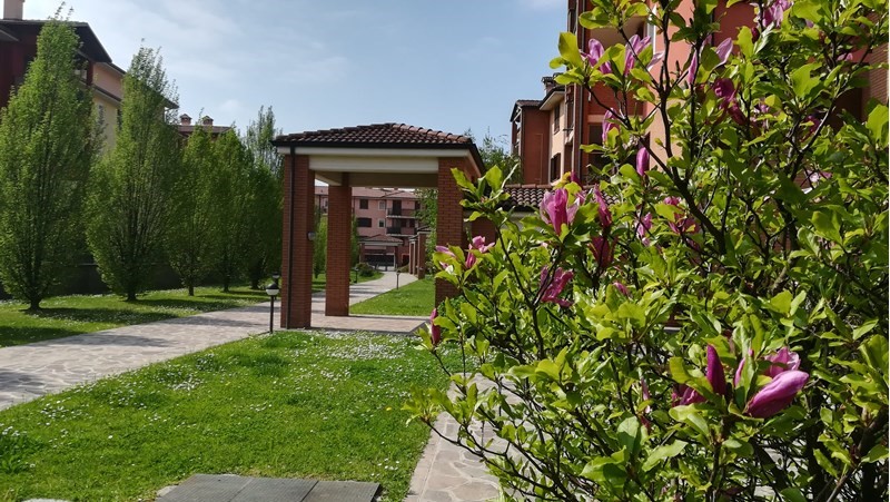 Bilocale in Vendita a Tribiano, 140'000€, 76 m², con Box