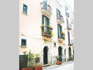 Casa Indipendente in Vendita a Campagna, zona centro, 140'000&euro;, 200 m²