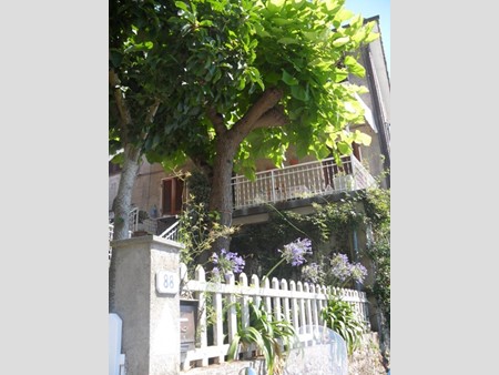 Casa Indipendente in Vendita a Pietrasanta, zona CAPEZZANO MONTE, 220'000€, 80 m², arredato