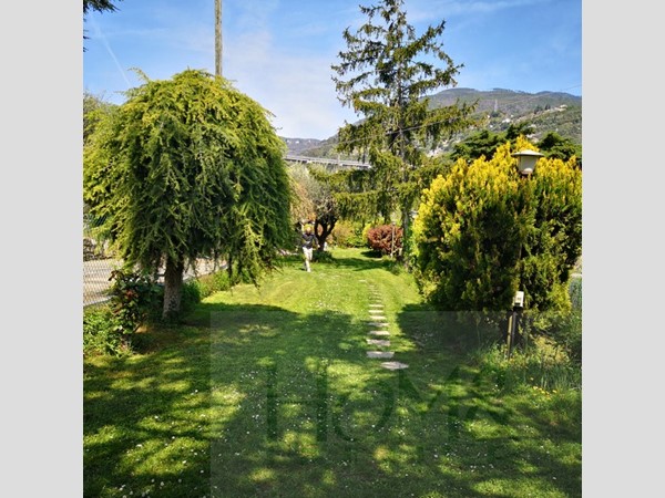 Casa Indipendente in Affitto a Sanremo, 850€, 80 m²