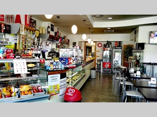 Attività commerciale in Vendita a Rimini, zona Tribunale , 65'000€, 95 m²