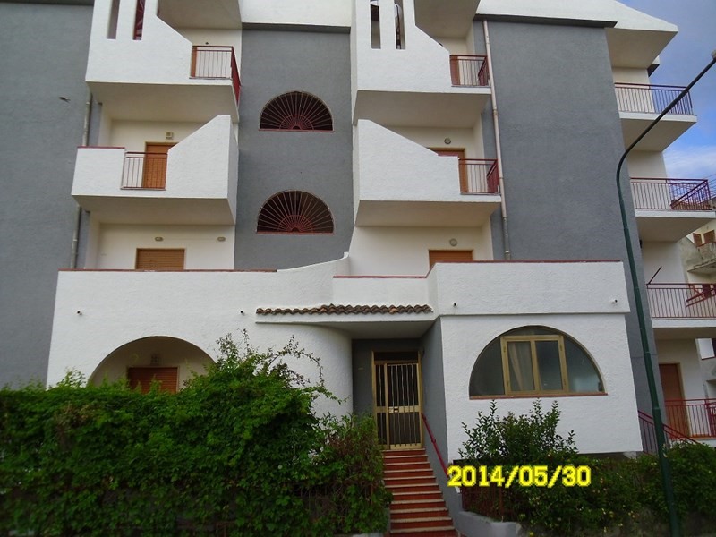 Bilocale in Vendita a Scalea, zona Parco Pantano, 25'000€, 40 m², arredato