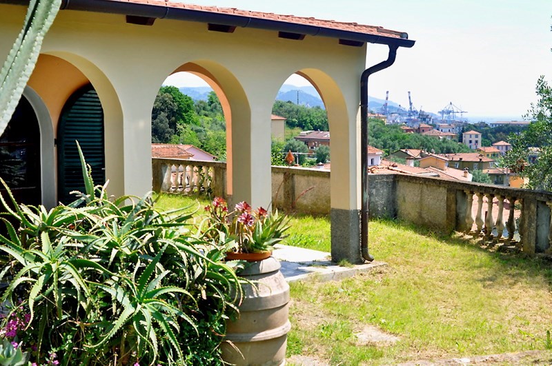 Bilocale in Vendita a La Spezia, zona Valdellora, 200'000&euro;, 55 m²