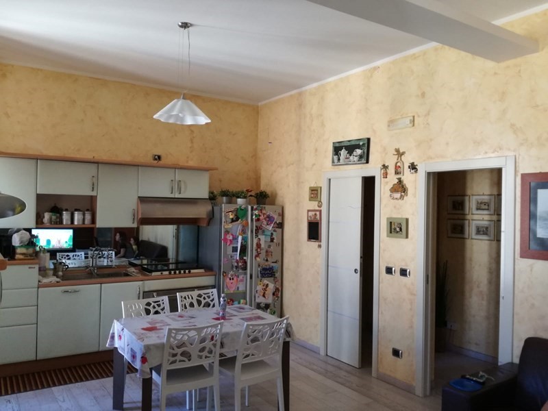Trilocale in Vendita a Bari, zona Quartiere San Pasquale, 150'000€, 80 m², arredato