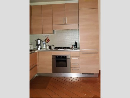 Quadrilocale in Vendita a Recanati, zona rione mercato, 120'000€, 105 m²