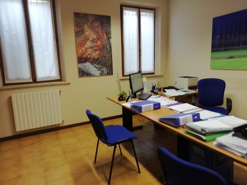 Ufficio in Affitto a Colorno, zona Centro, 550€, 50 m²