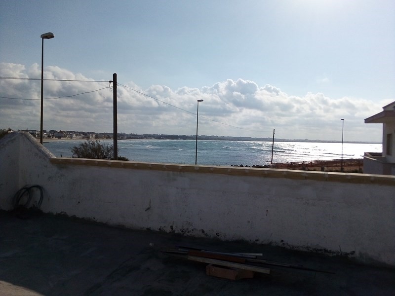 Casa Indipendente in Affitto a Porto Cesareo, 350€, 77 m², arredato