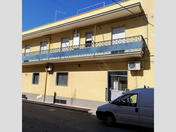 Appartamento in Vendita a Grottaglie, zona Sant'Elia, 150'000€, 110 m²