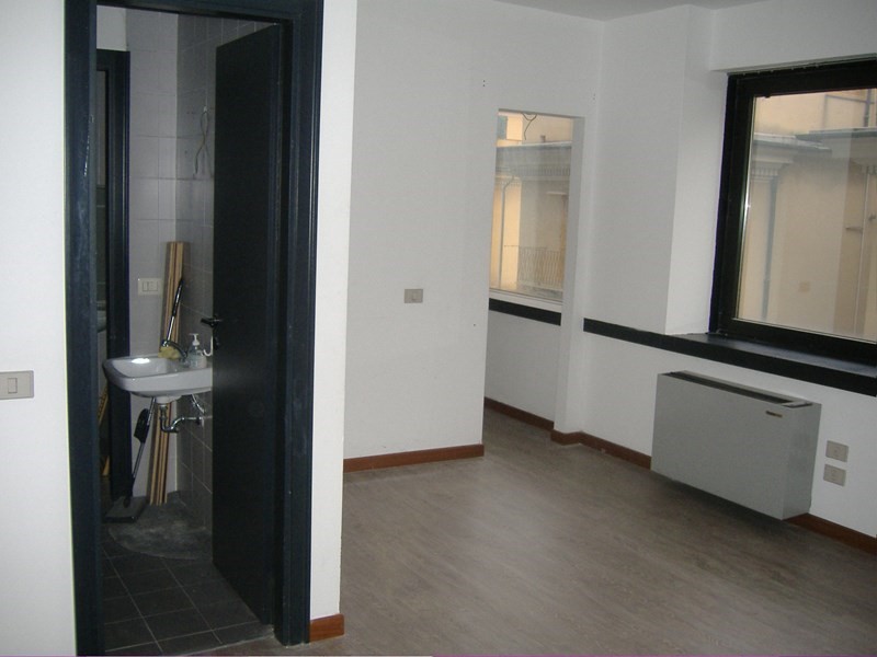 Ufficio in Affitto a Genova, zona Corte Lambruschini, 480€, 40 m²