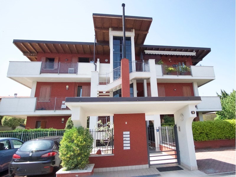 Bilocale in Vendita a Canonica d'Adda, zona Centrale, 99'000€, 50 m²