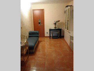 Bilocale in Vendita a Bari, zona Libertà, 48'000€, 50 m²