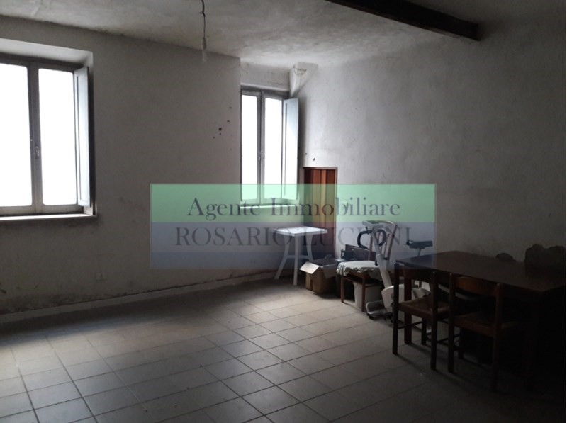 Casa Indipendente in Vendita a Porto San Giorgio, zona centro, 190'000€, 175 m², arredato, con Box