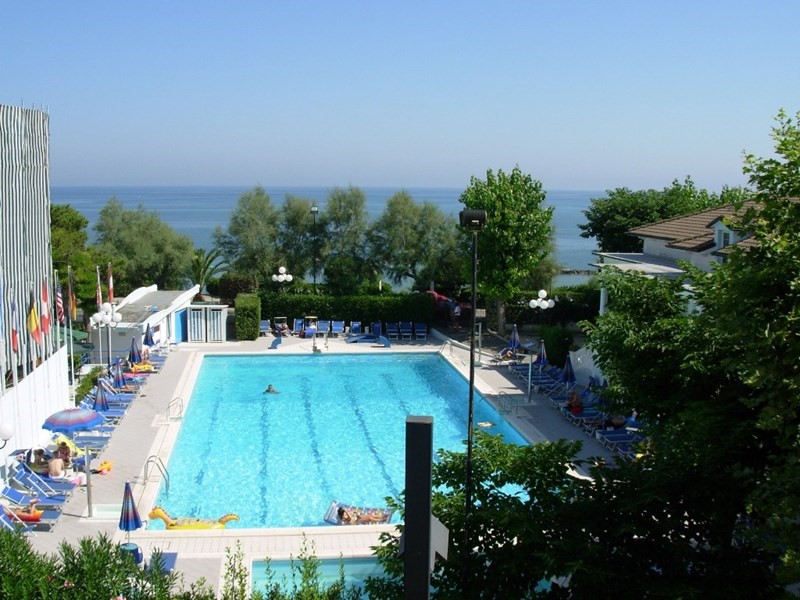 Quadrilocale in Affitto a Gabicce Mare, zona MARE, 350€, 70 m²