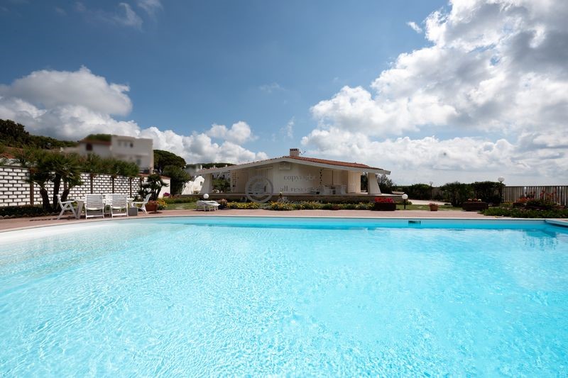 Villa in Vendita a Terracina, zona Lido di Enea, 1'400'000€, 200 m², arredato