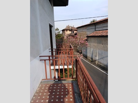 Casa Indipendente in Vendita a Muzzano, zona prima collina biellese, 98'000€, 340 m²