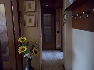 Trilocale in Vendita a Busto Arsizio, zona zona Cimitero, Bar Ugo, 73'000€, 80 m², arredato