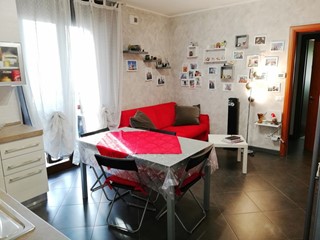 Bilocale in Vendita a Vidigulfo, zona zona centrale - campo da calcio, 96'000&euro;, 57 m², con Box