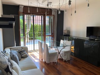 Bilocale in Vendita a Reggio Emilia, zona Orologio - Roncina, 170'000€, 62 m²