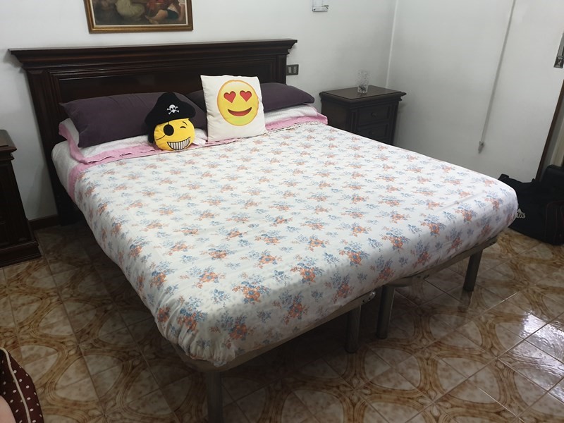 Trilocale in Vendita a Novara, zona San Rocco, 67'000€, 80 m², arredato