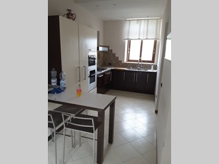 Quadrilocale in Vendita a Napoli, zona Centro storico, 250'000€, 115 m²