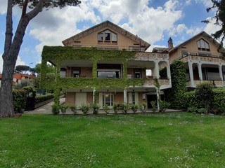 Trilocale in Vendita a Monte Porzio Catone, 195'000€, 77 m²