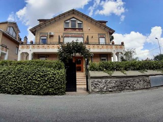 Quadrilocale in Vendita a Monte Compatri, zona CAPPELLETTE, 198'000€, 92 m²