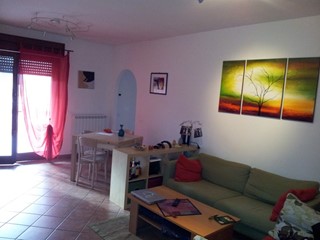 Bilocale in Vendita a Monterotondo, zona Scalo, 134'000€, 65 m²