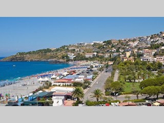 Appartamento in Vendita a Scalea, 70'000€