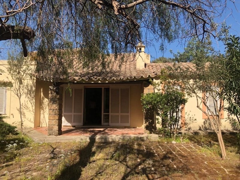 Villa in Affitto a Isola di Capo Rizzuto, zona Villaggio Praialonga - Mare , 3'000€, 185 m²