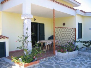 Villetta a schiera in Affitto a Budoni, zona Limpiddu, 450€, 60 m², arredato