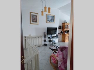 Casa Semi Indipendente in Vendita a Fumone, zona I pozzi, 55'000€, 96 m²