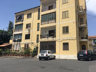 Appartamento in Vendita a Catania, zona Villaggio Dusmet, 43'500&euro;