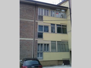 Appartamento in Vendita a Piovene Rocchette, zona semicentro, 65'000€, 86 m², arredato
