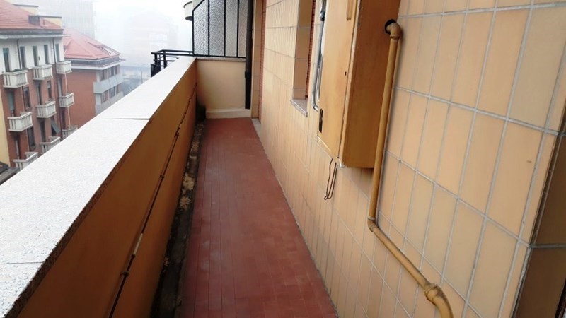 Bilocale in Affitto a Torino, zona TORINO, 390€, 50 m²