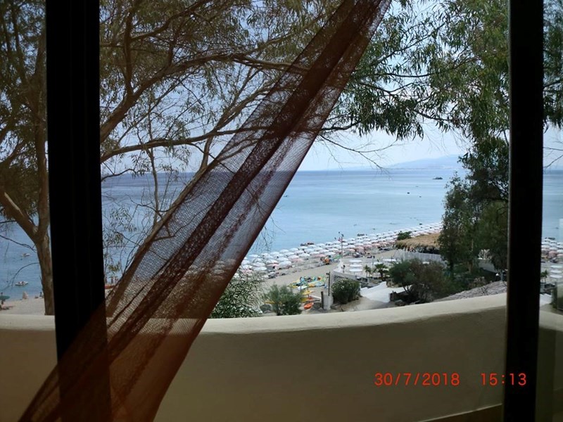 Appartamento in Affitto a Stalettì, zona Caminia, 600€, 100 m², arredato