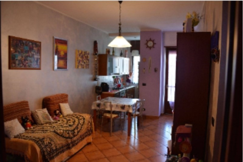 Bilocale in Vendita a Torino, zona Mirafiori Sud, 79'000€, 55 m², arredato