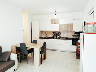 Trilocale in Vendita a Santo Stefano di Magra, zona centro, 160'000€, 75 m², arredato