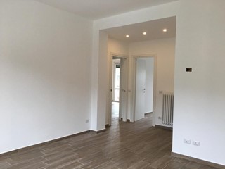 Trilocale in Vendita a Vignate, 145'000€, 95 m²